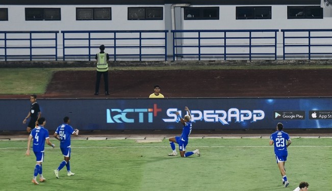 Pemain Persib Bandung, William Moreira da Silva, merayakan golnya ke gawang Western Sydney Wanderers (WSW), Sabtu (2/8/2025) malam. [Instagram @persib]